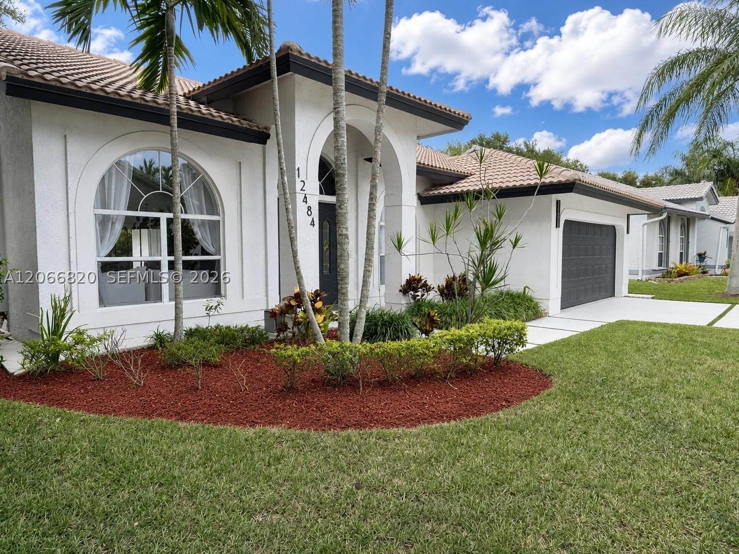 12484 SW 1st St – photo 2