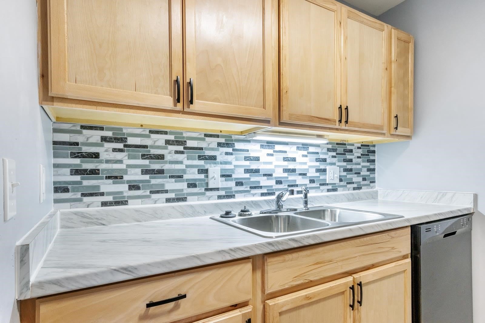 2703 Westview Court – photo 4