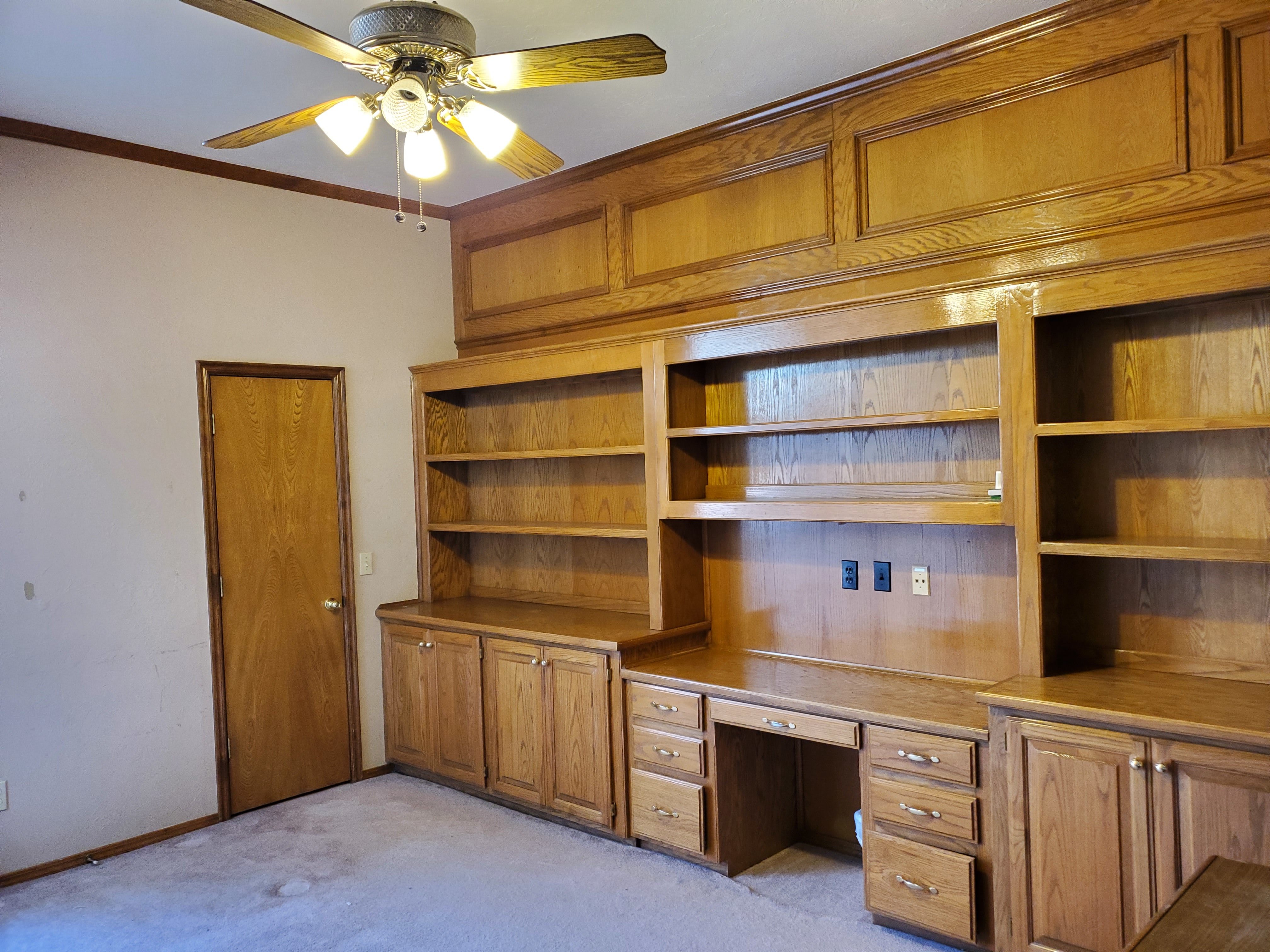 441 Cactus Rd – photo 3