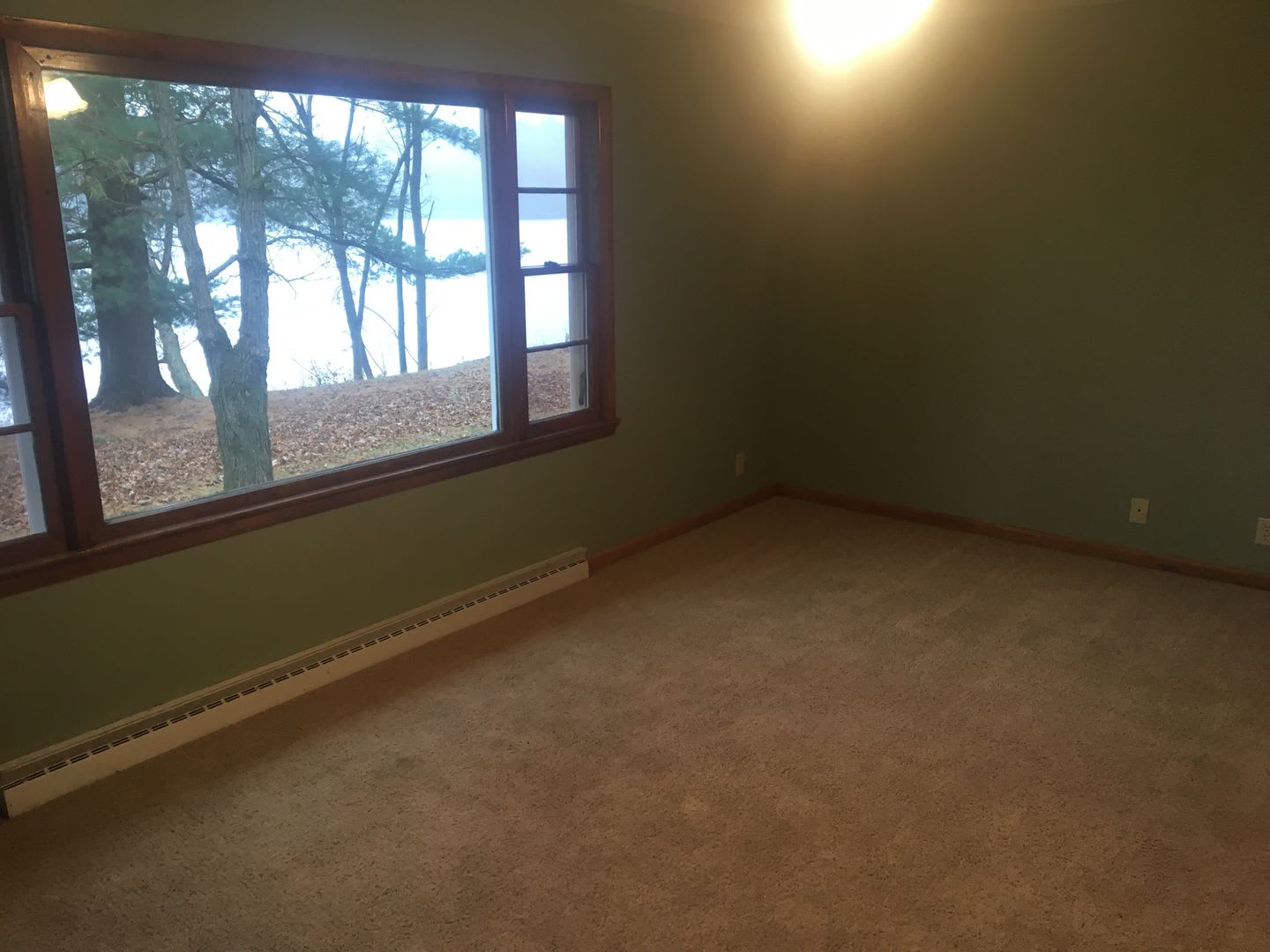 Beautiful 3 Bedroom Water Front Home With Dock – photo 5