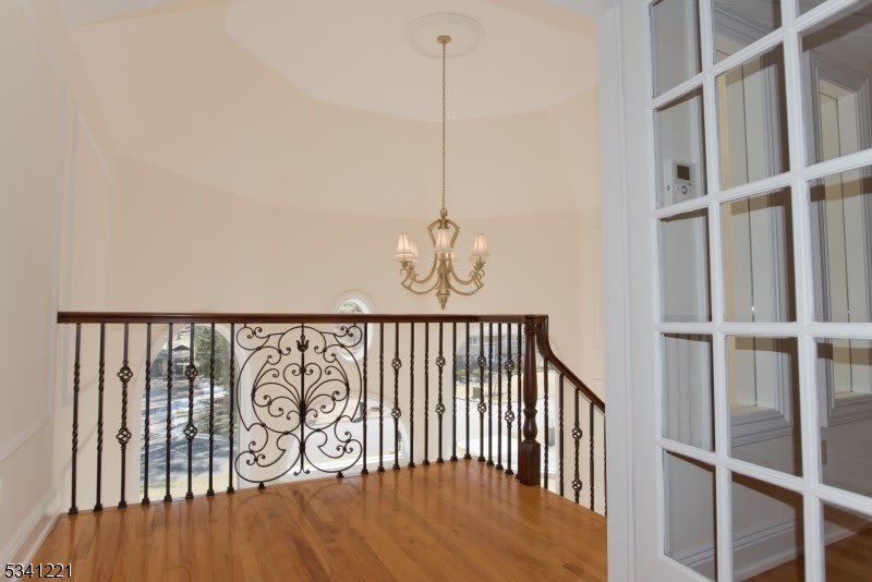 673 Glendale Rd – photo 2