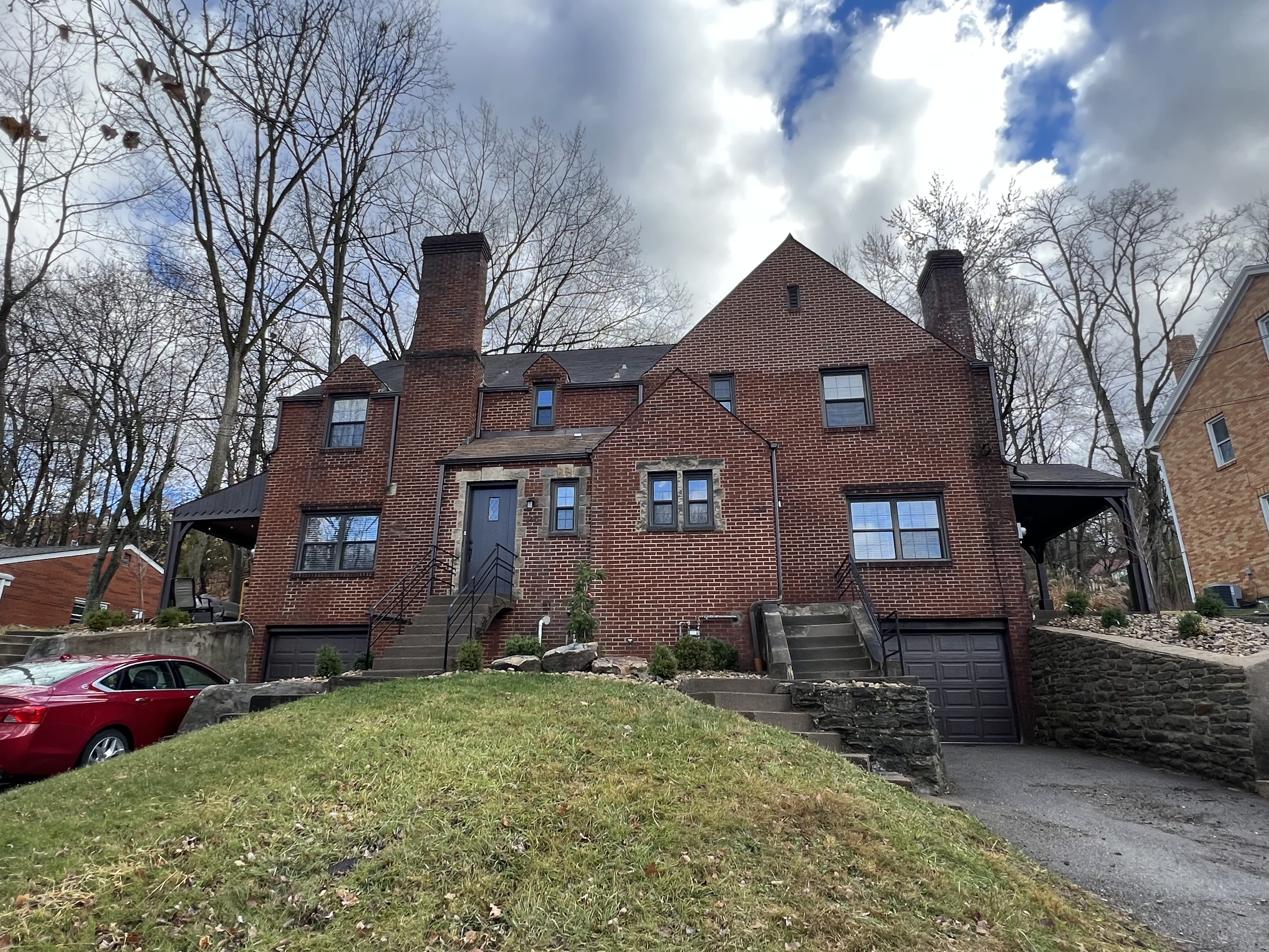 138-140 Mount Lebanon Boulevard – photo 1