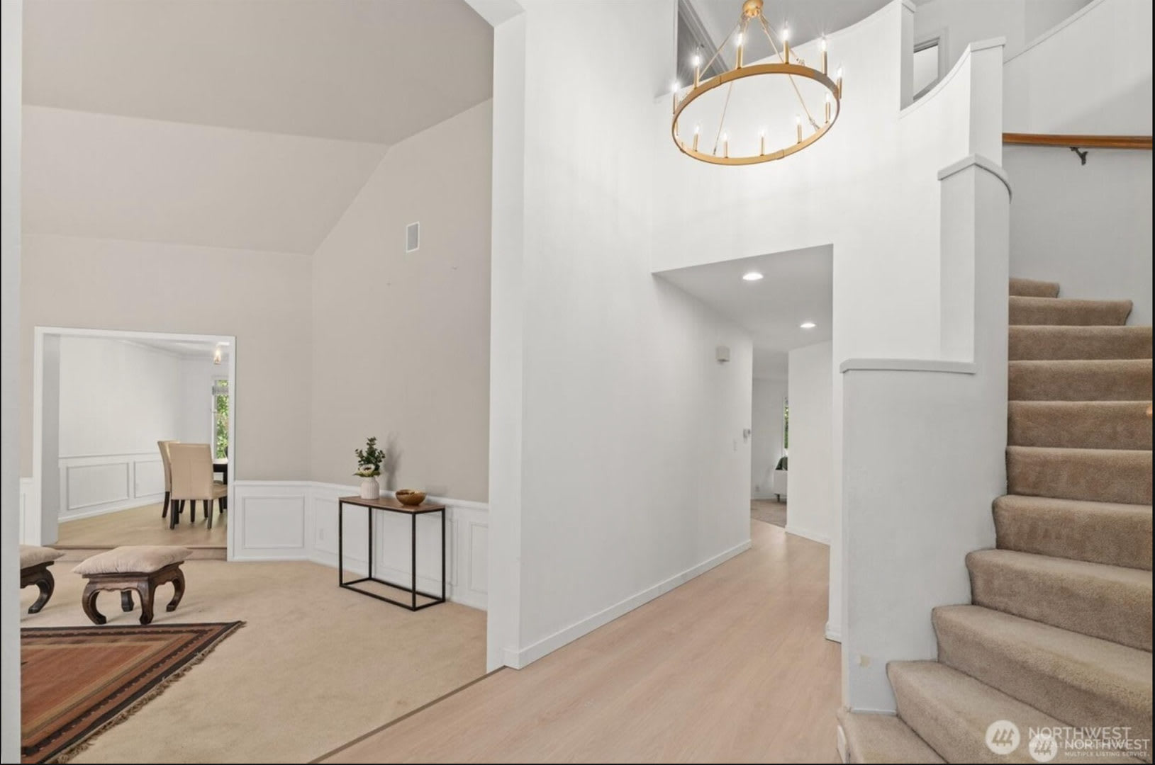 Beautifully Renovated 5-Bedroom Home in Abbey Road – photo 5