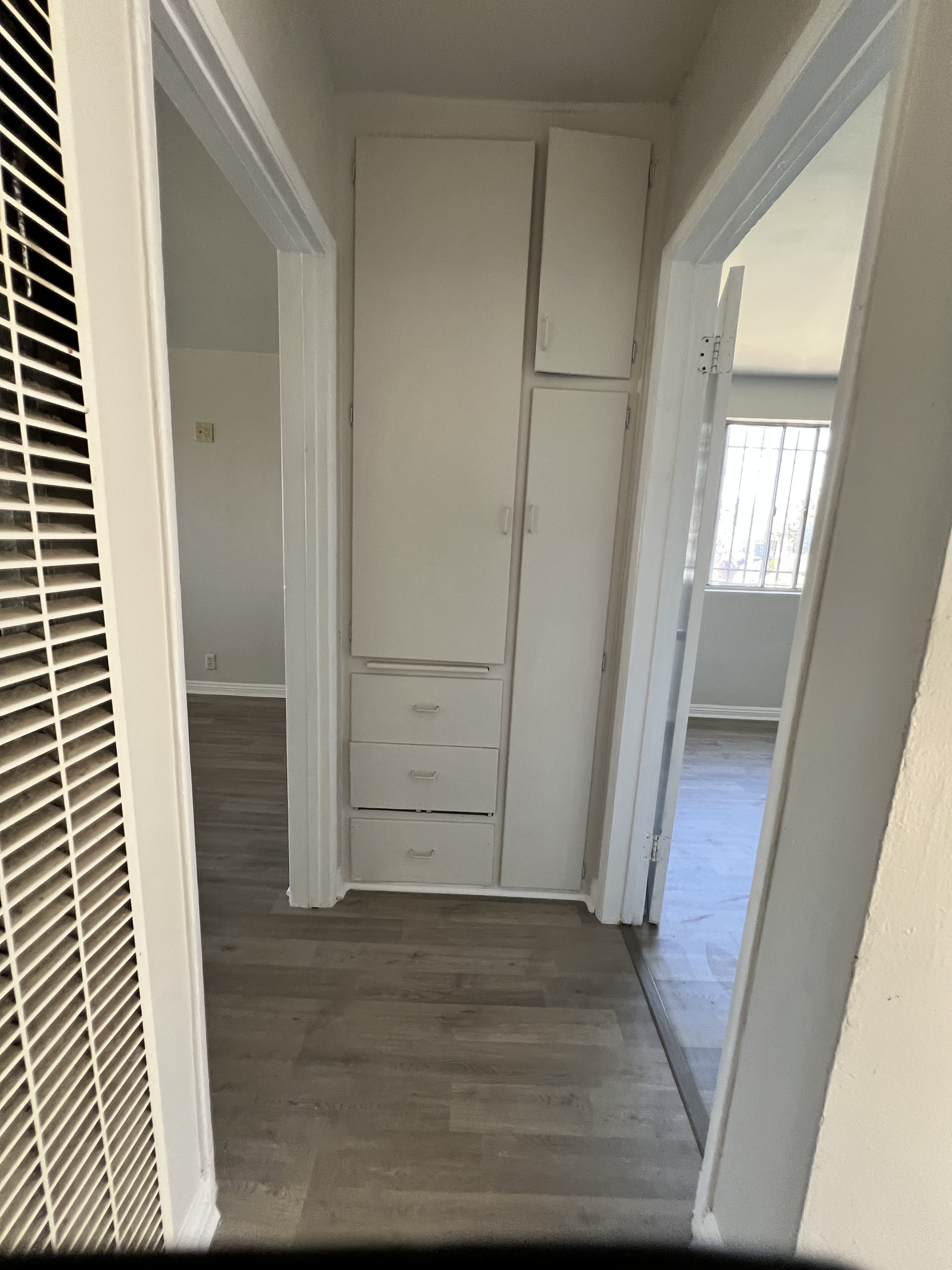 2901 Hauser Blvd – photo 2