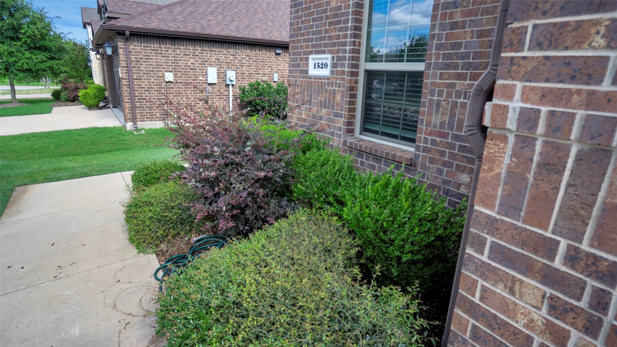 1520 Summit View Lane – photo 2