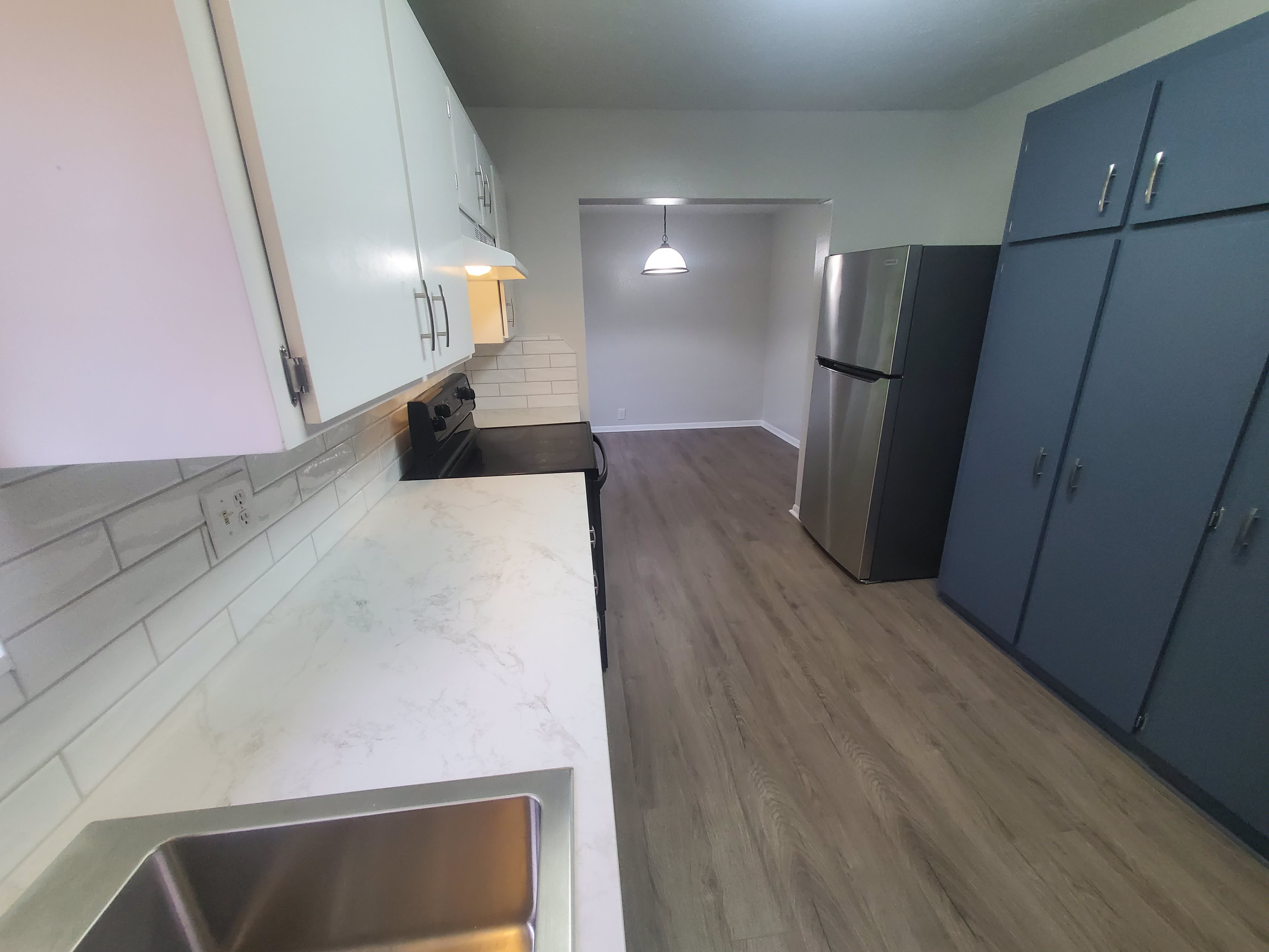 406 West Abbey Street – photo 3