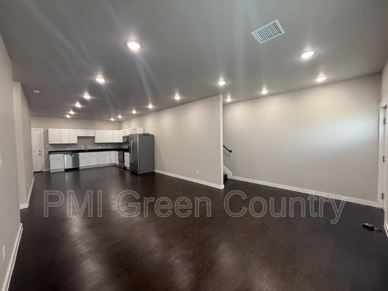 Windrush Townhomes – photo 4