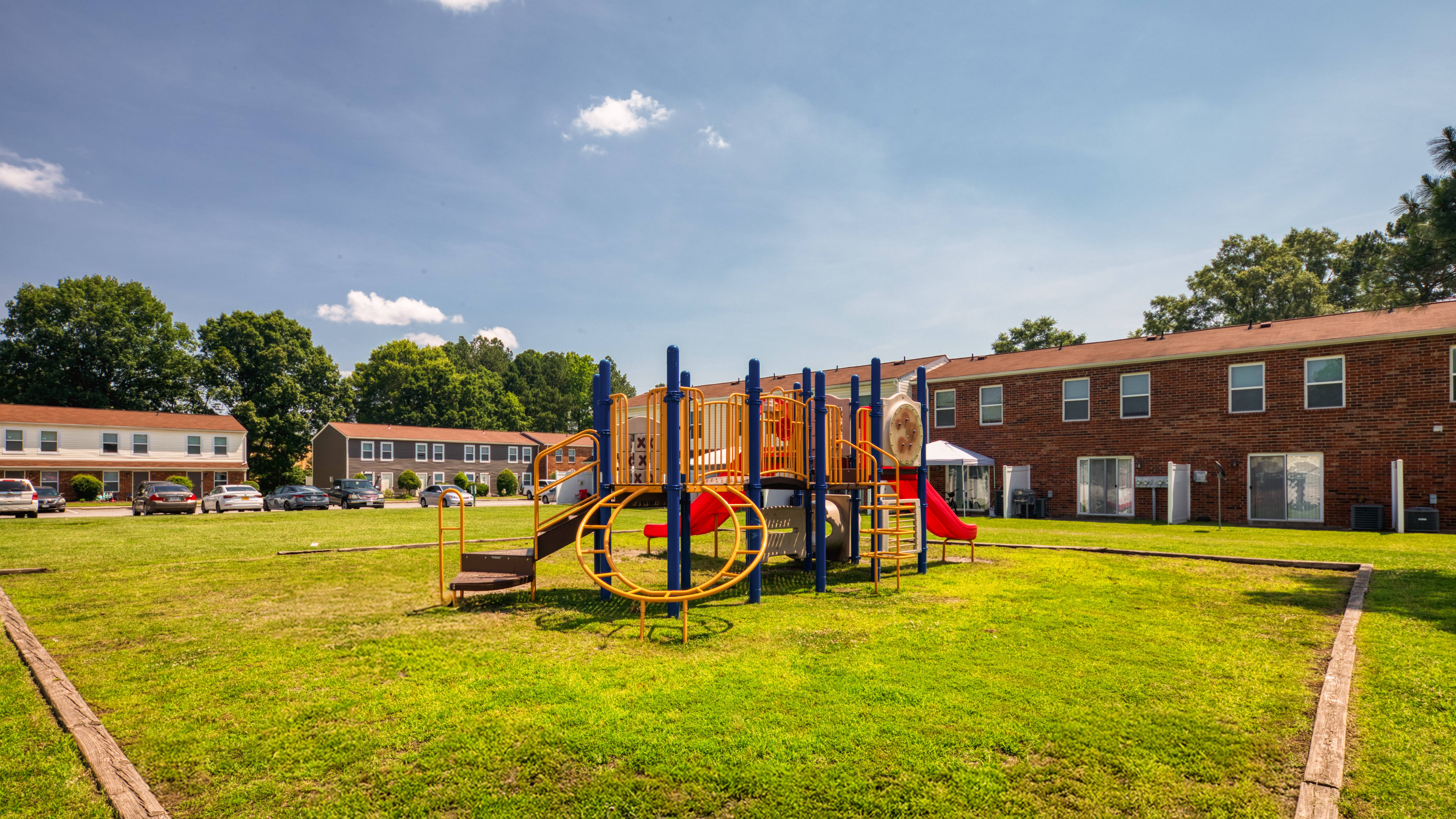 Woodbriar Apartments – photo 5