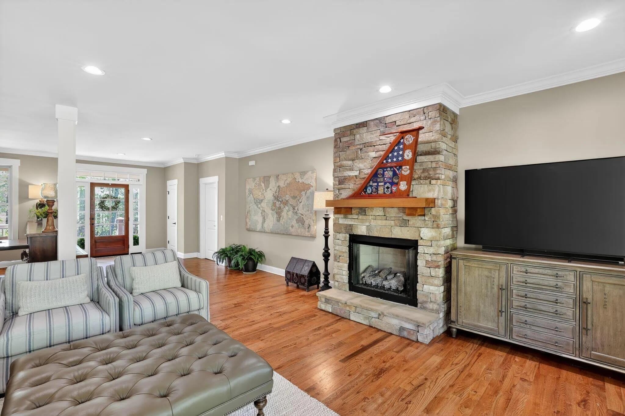 1625 River Bluffs Drive – photo 5