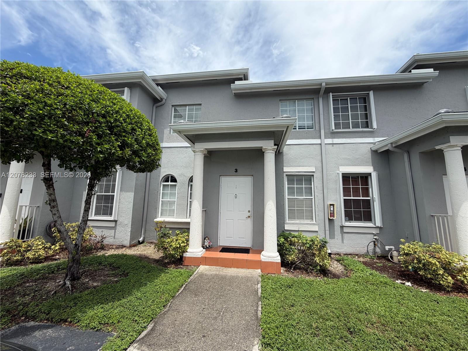 5240 Northwest 109th Avenue – photo 1