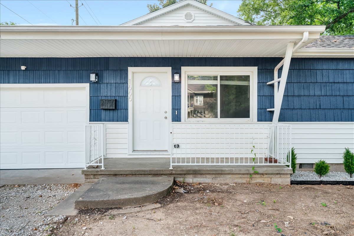 1666 Oakland Avenue – photo 2