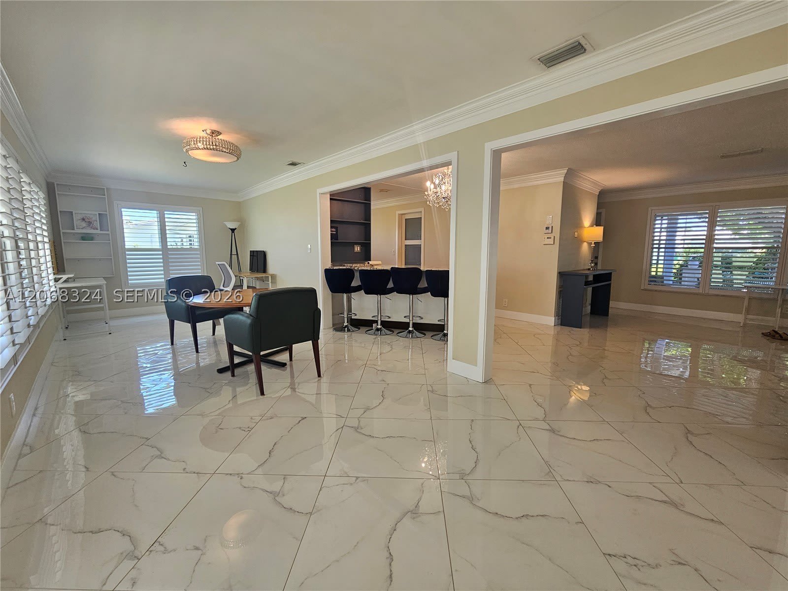 2661 NW 4th Ave – photo 4