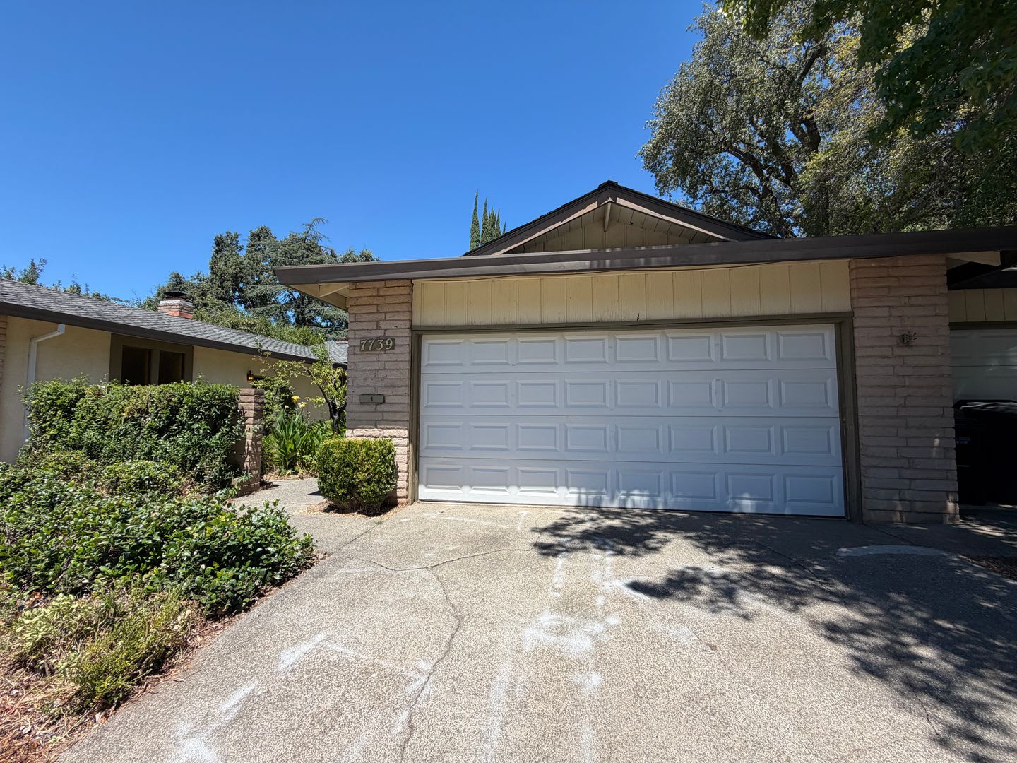 2 Bedroom Fair Oaks Charmer – photo 1