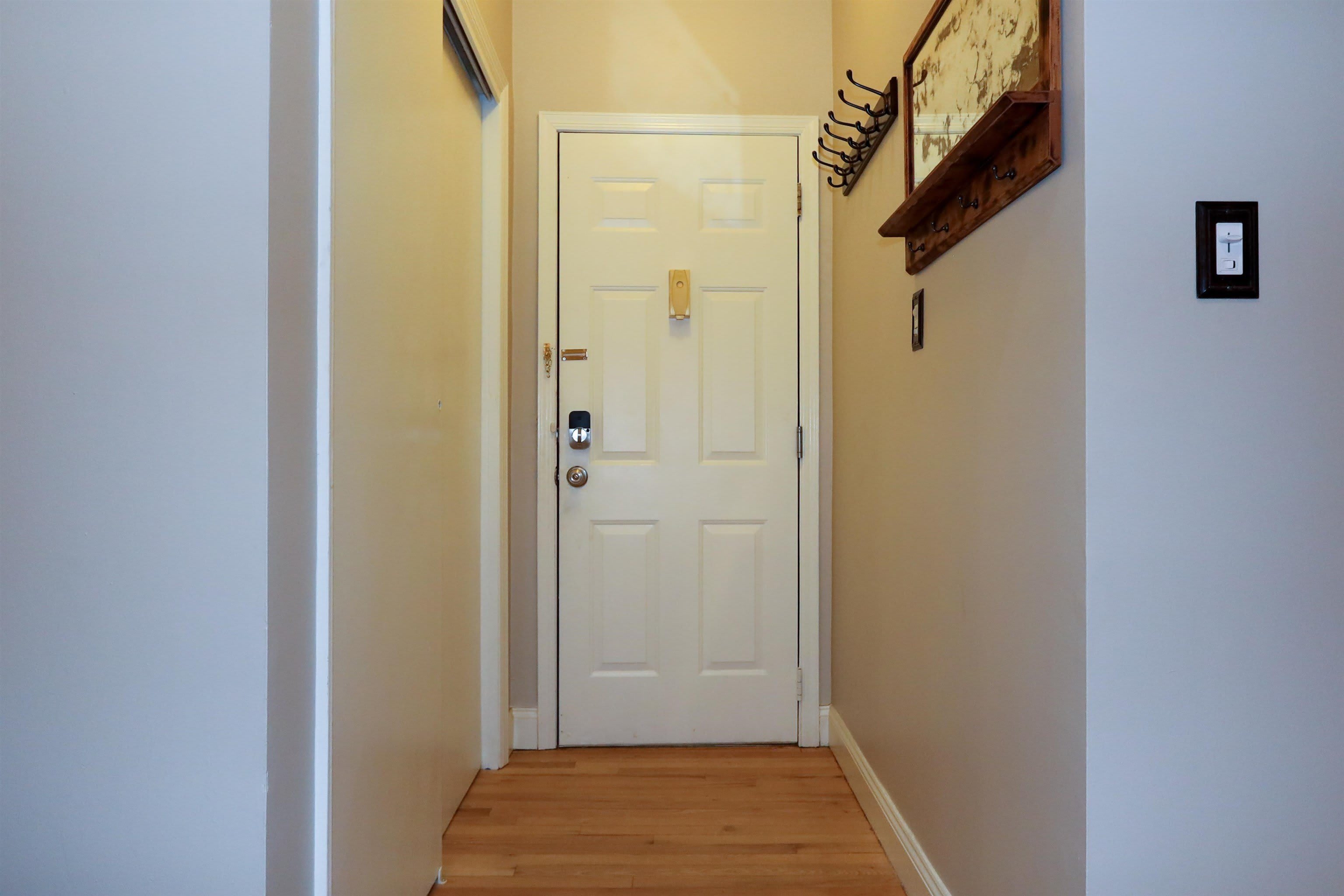 883 BLVD E – photo 4