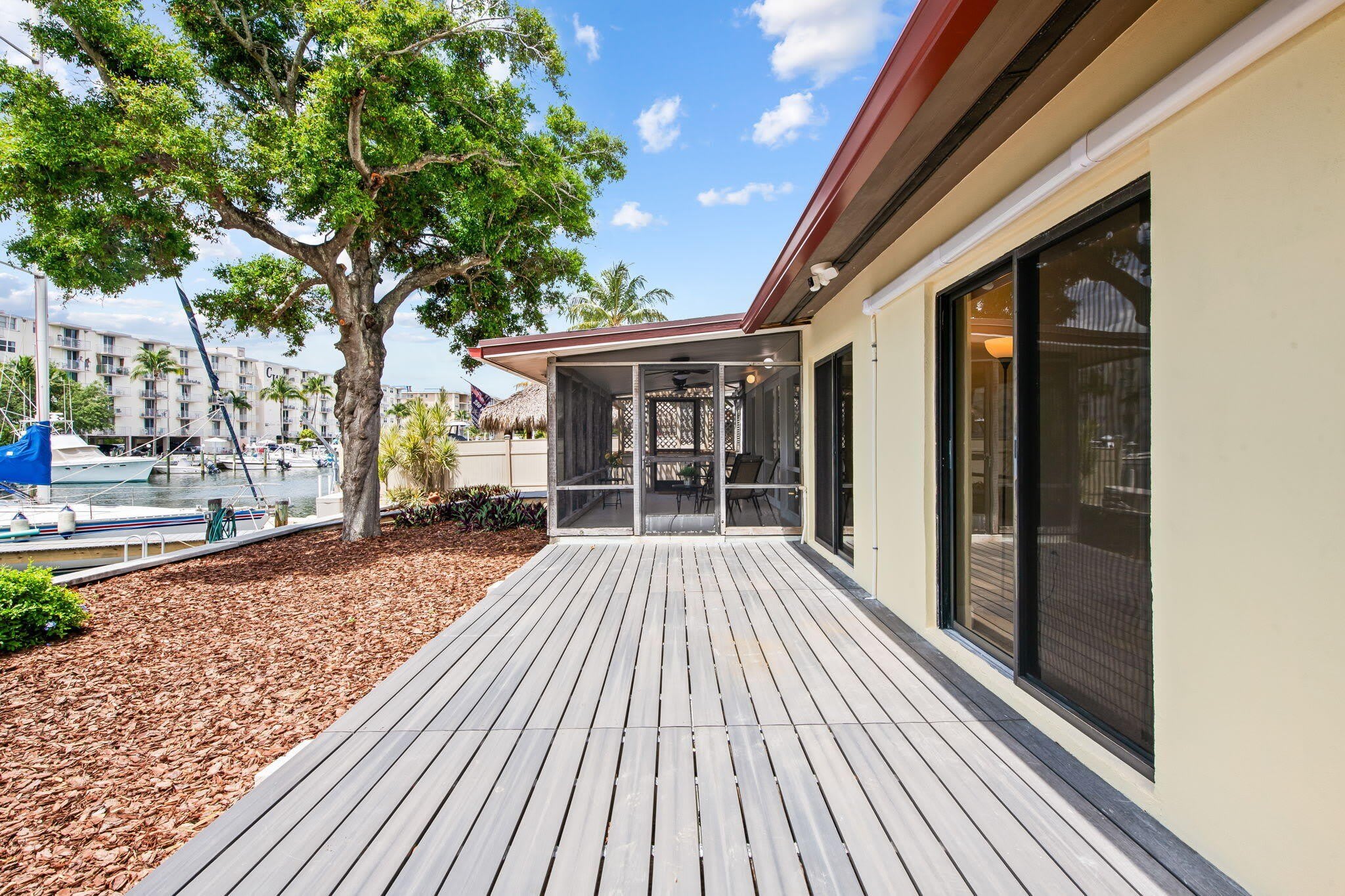 1718 SE 14th Street – photo 1
