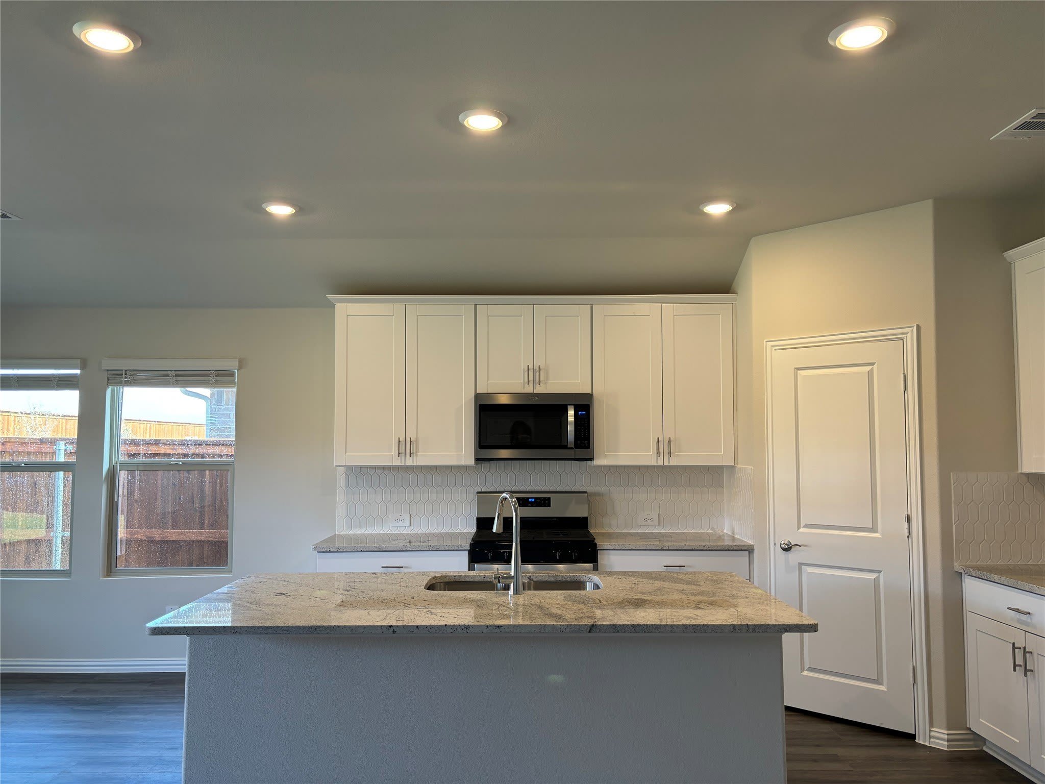 3814 Meredith Drive – photo 2
