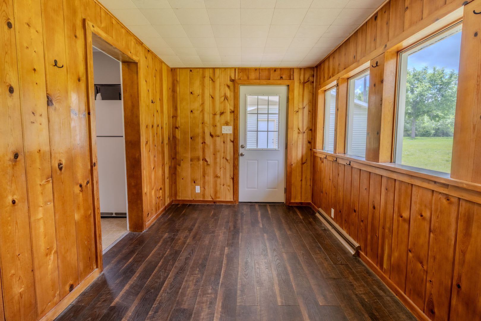Home Sweet Home on Twenty Beautiful Acres – photo 3