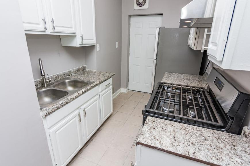 2475 East 74th Pl. – photo 2