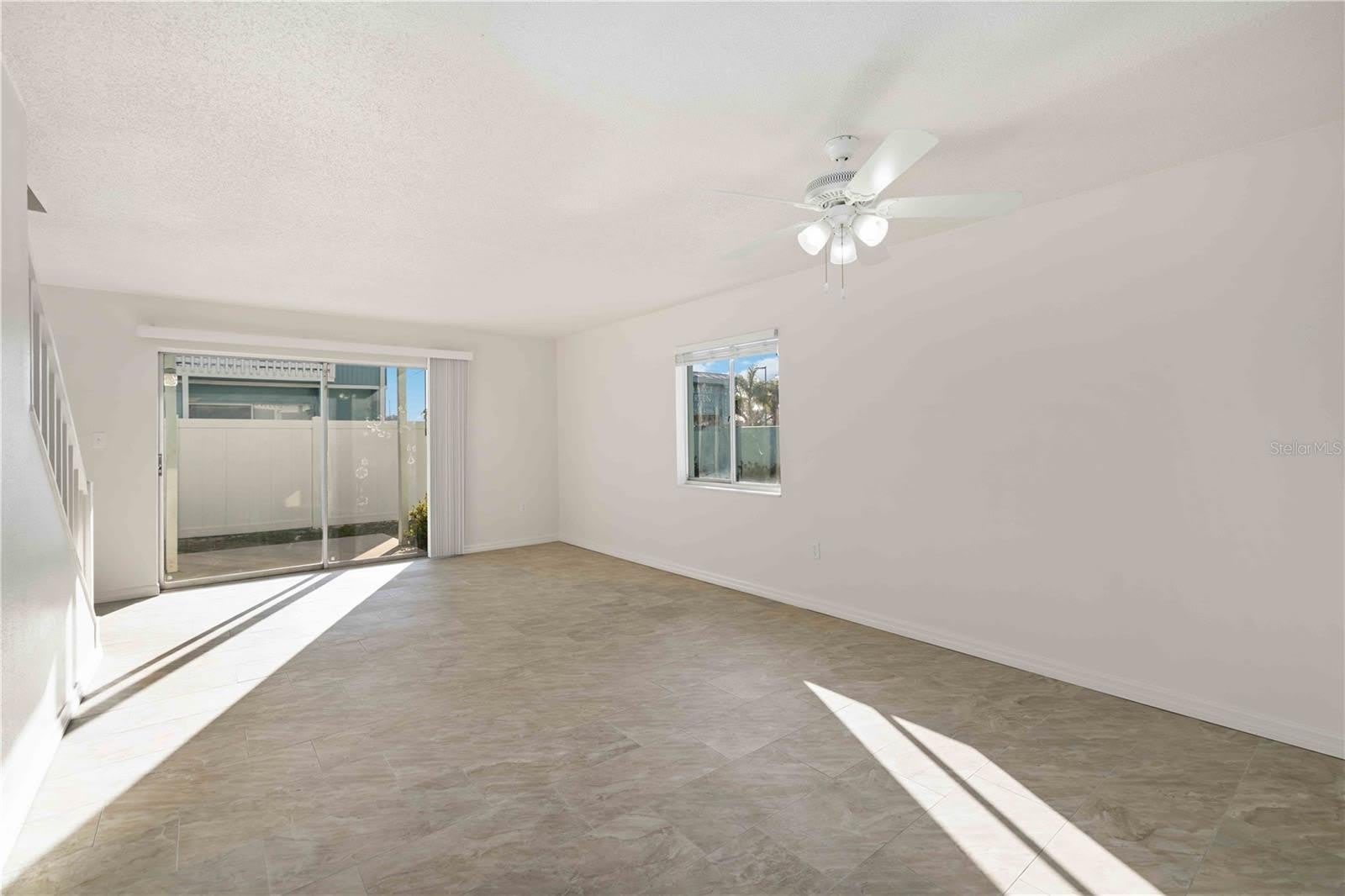 3569 Bee Ridge – photo 5
