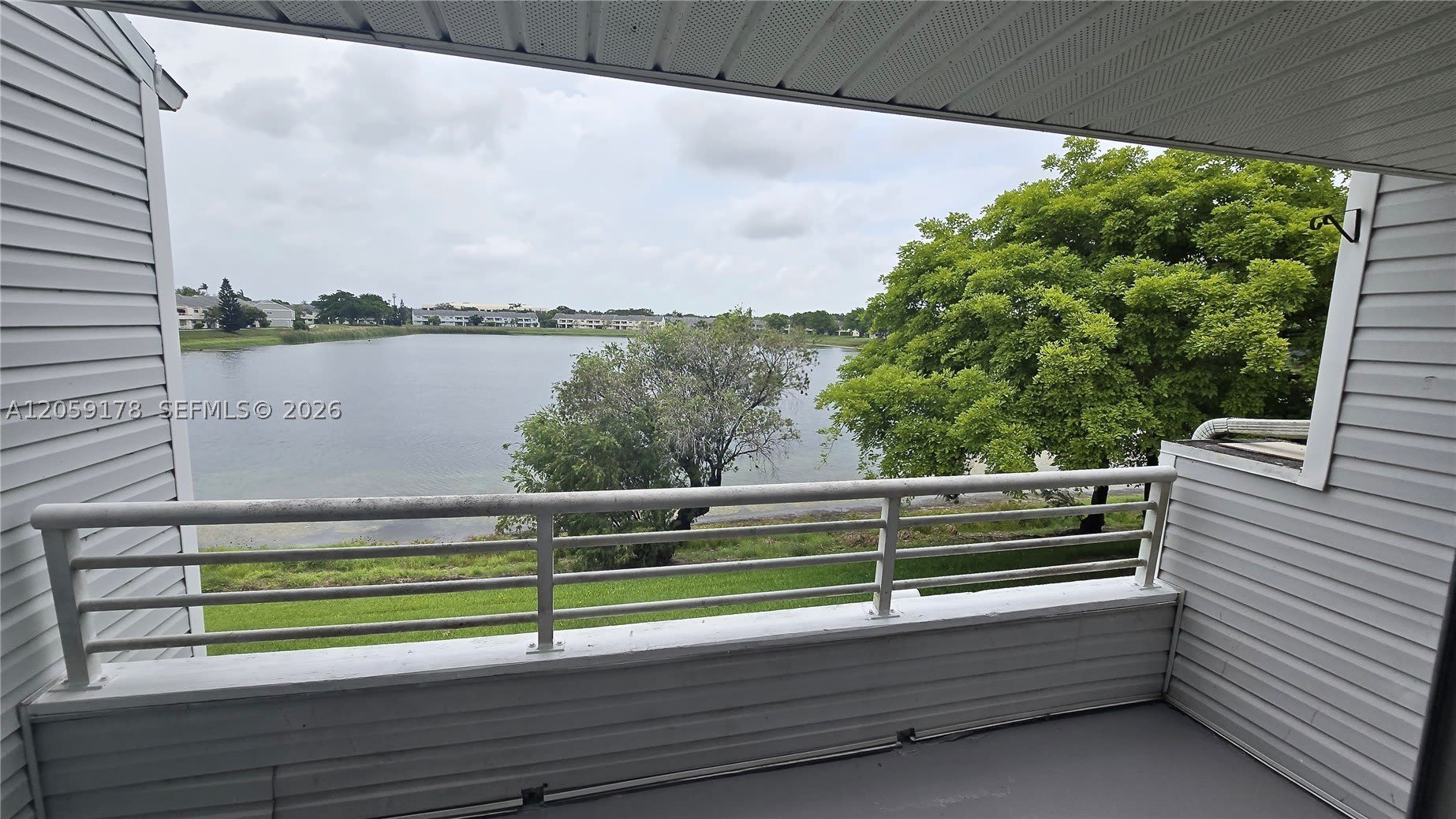 3409 NW 44th St – photo 1