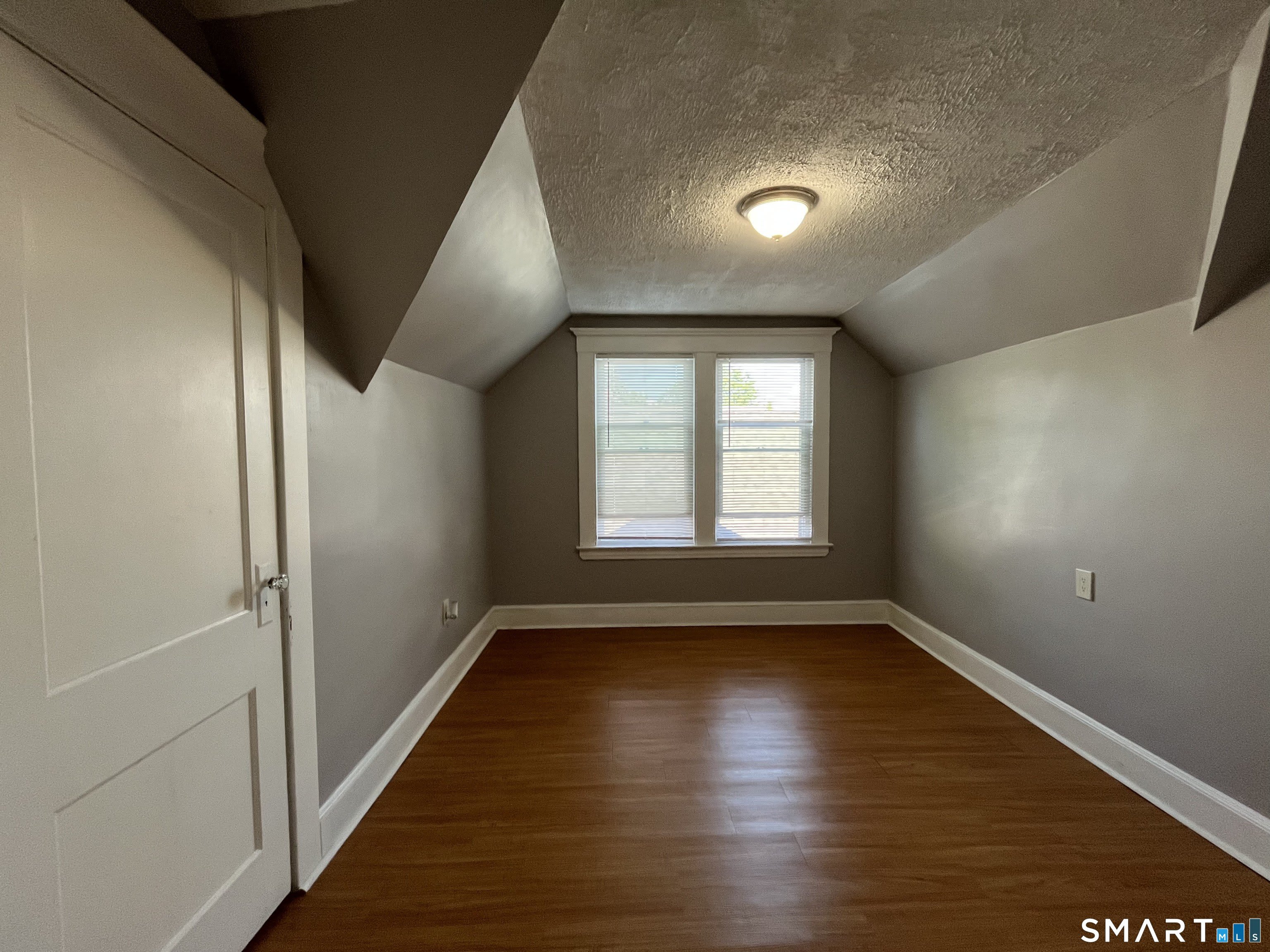 105 First Street – photo 4