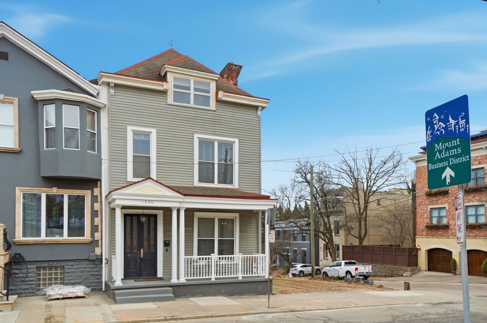 1220 Louden St – photo 1