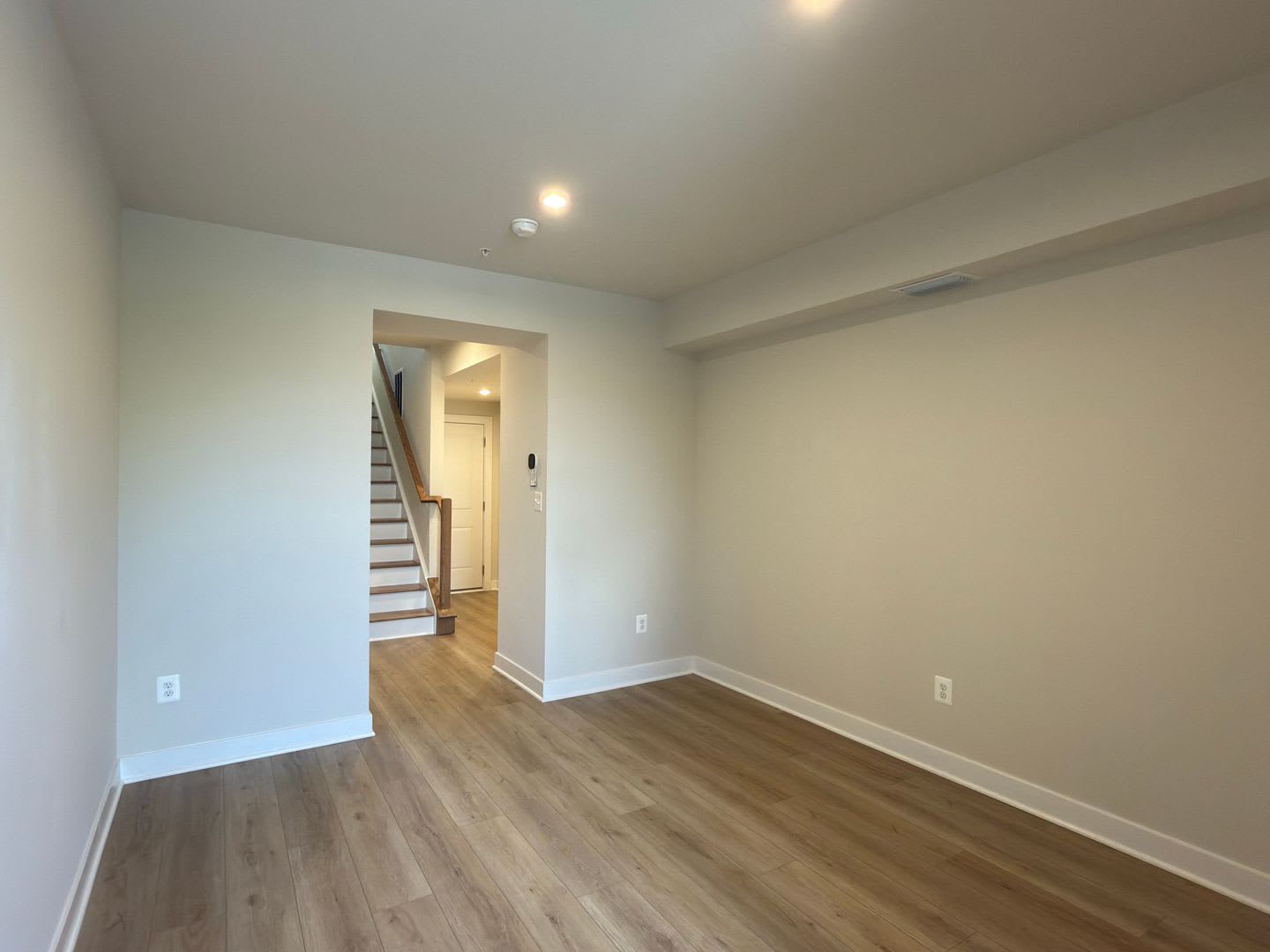3 Bed 2 5 Bath Townhouse For Rent In Chantilly Virginia – photo 4