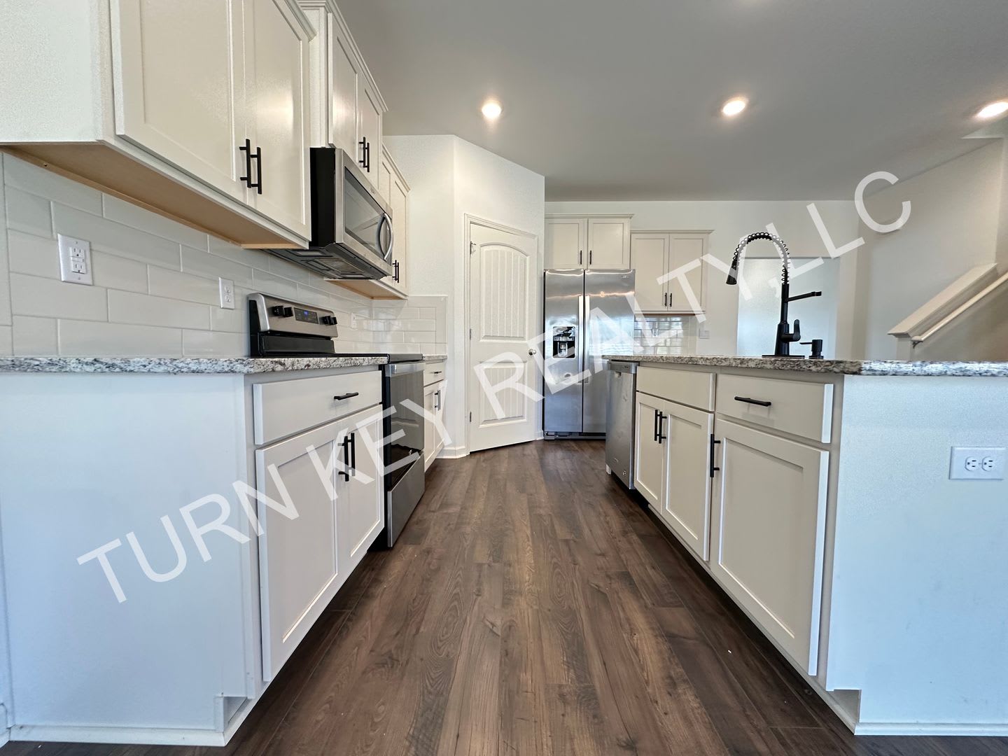 Home for Rent in Kimberly **MOVE IN SPECIAL** – photo 3
