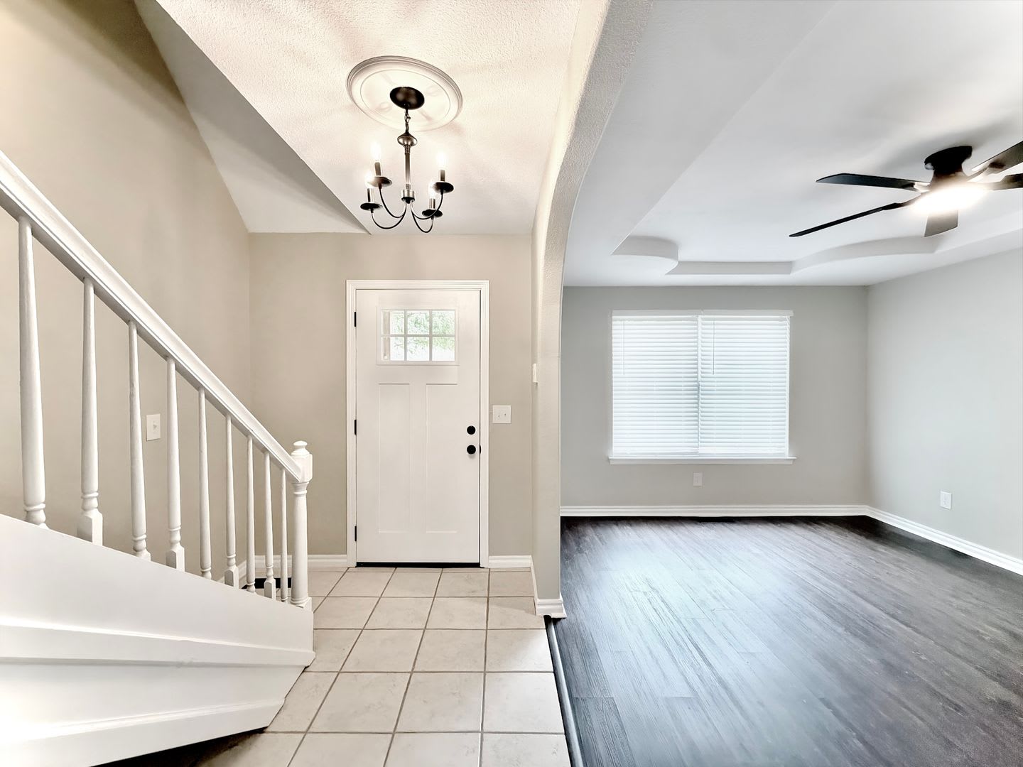 Updated Comfort with a Downstairs Primary Suite in Jenks – photo 2