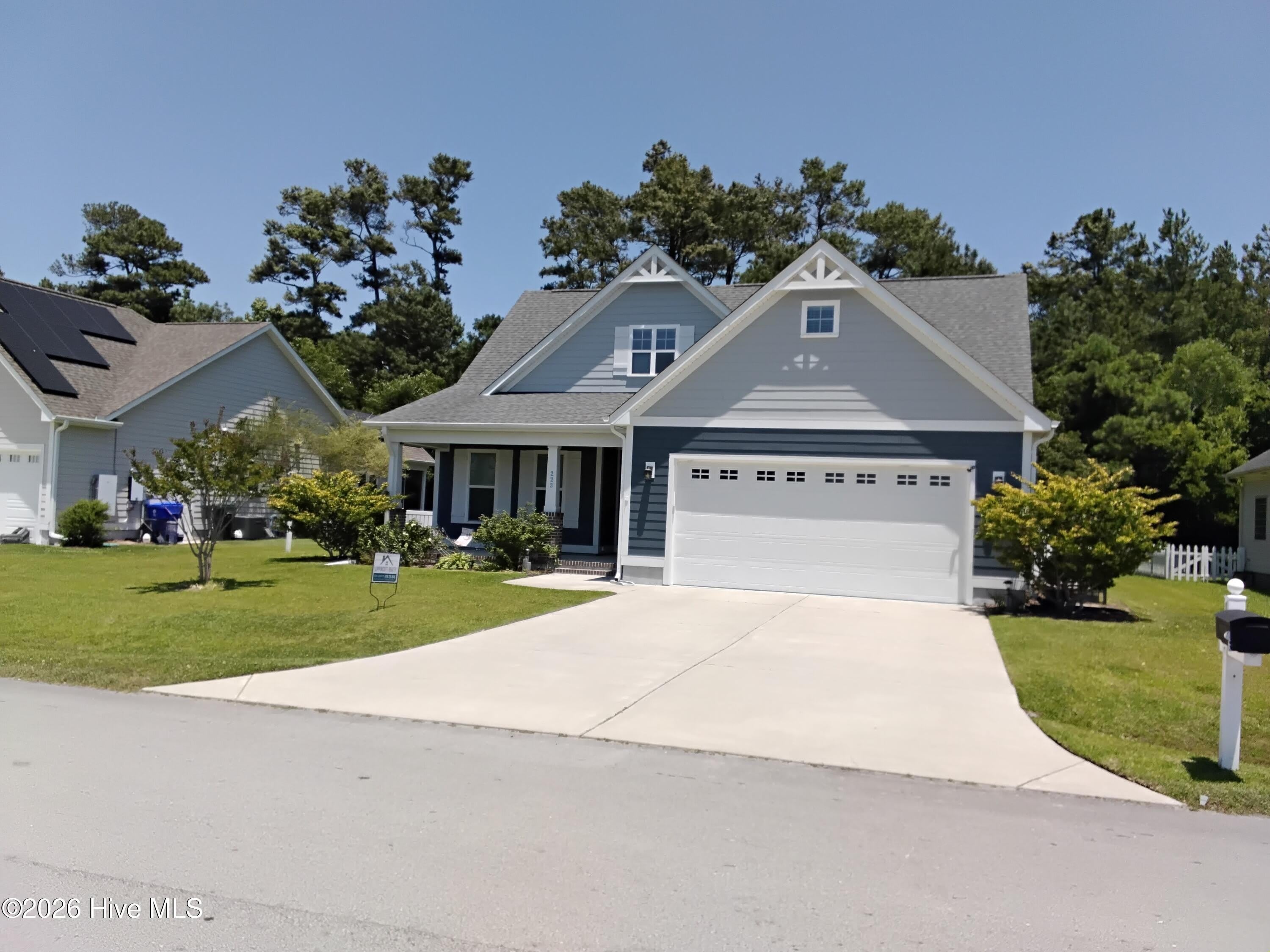 223 Taylorwood Drive – photo 1