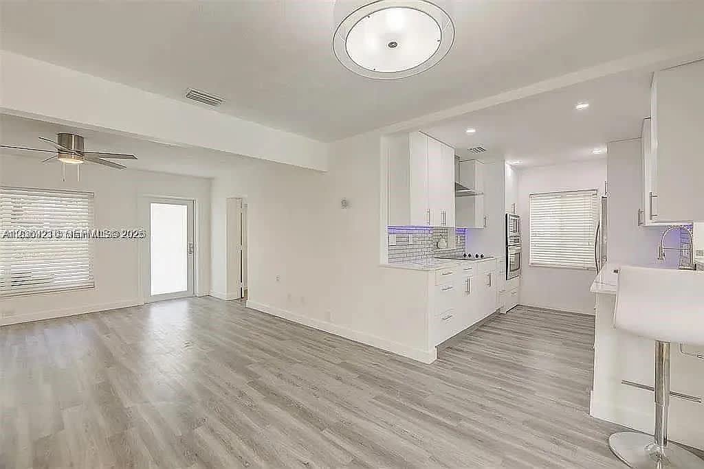 638 Southwest 5Th Avenue – photo 3