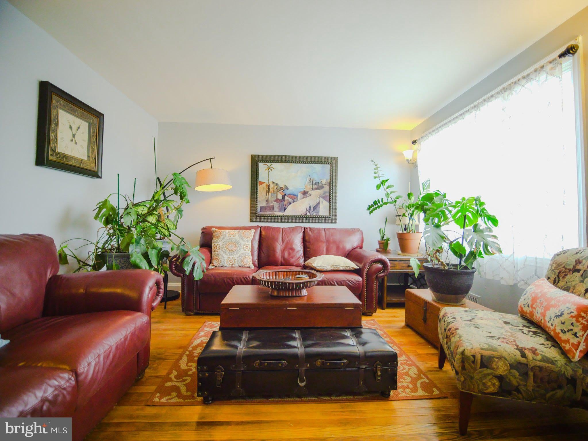 4011 BALFERN Avenue – photo 1