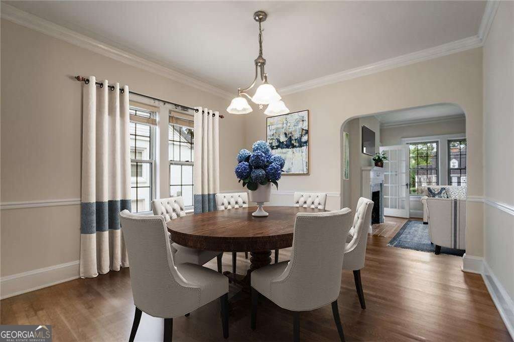 2918 N Hills Drive NE – photo 3