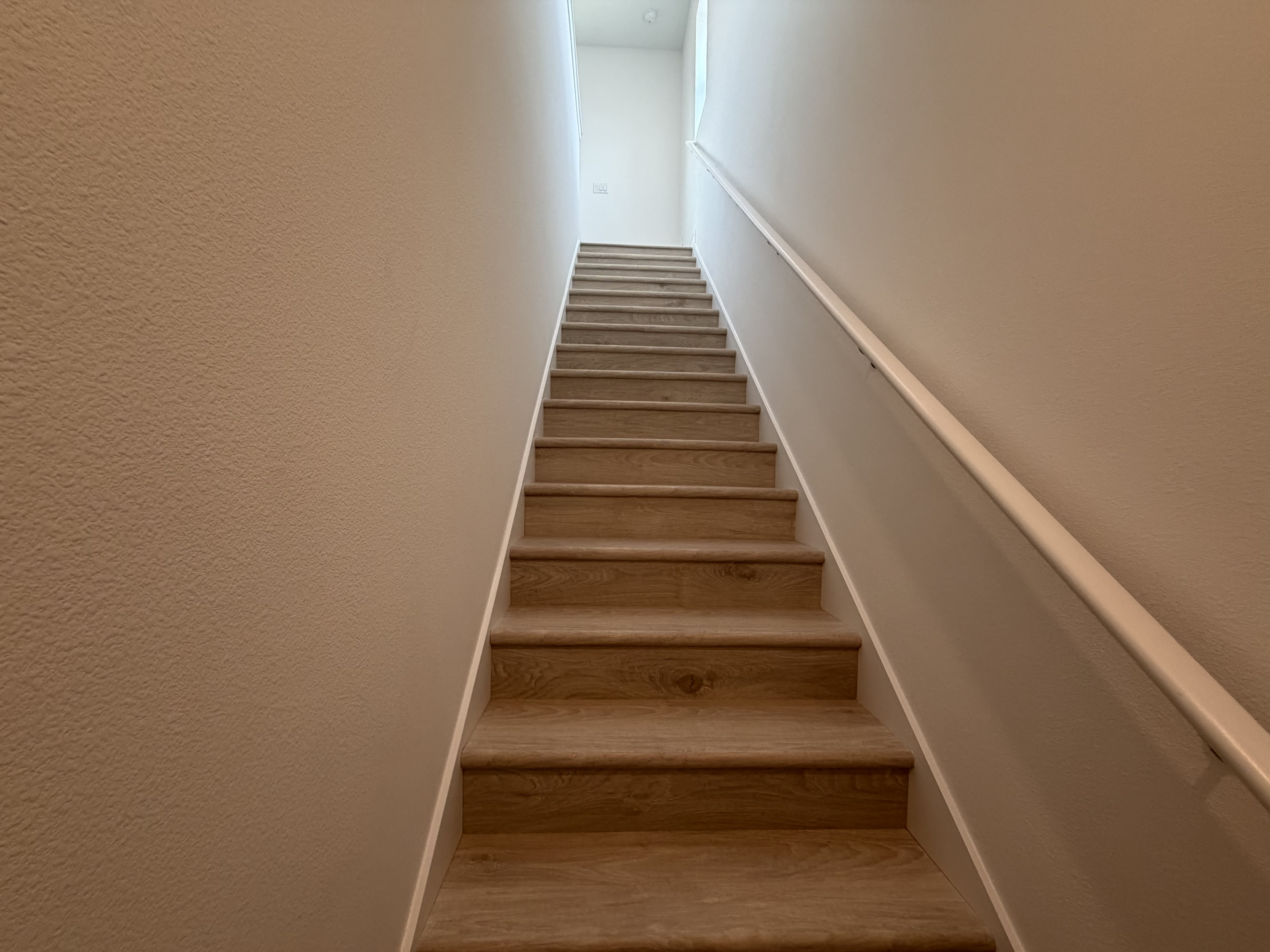 9860 Peebles St – photo 3