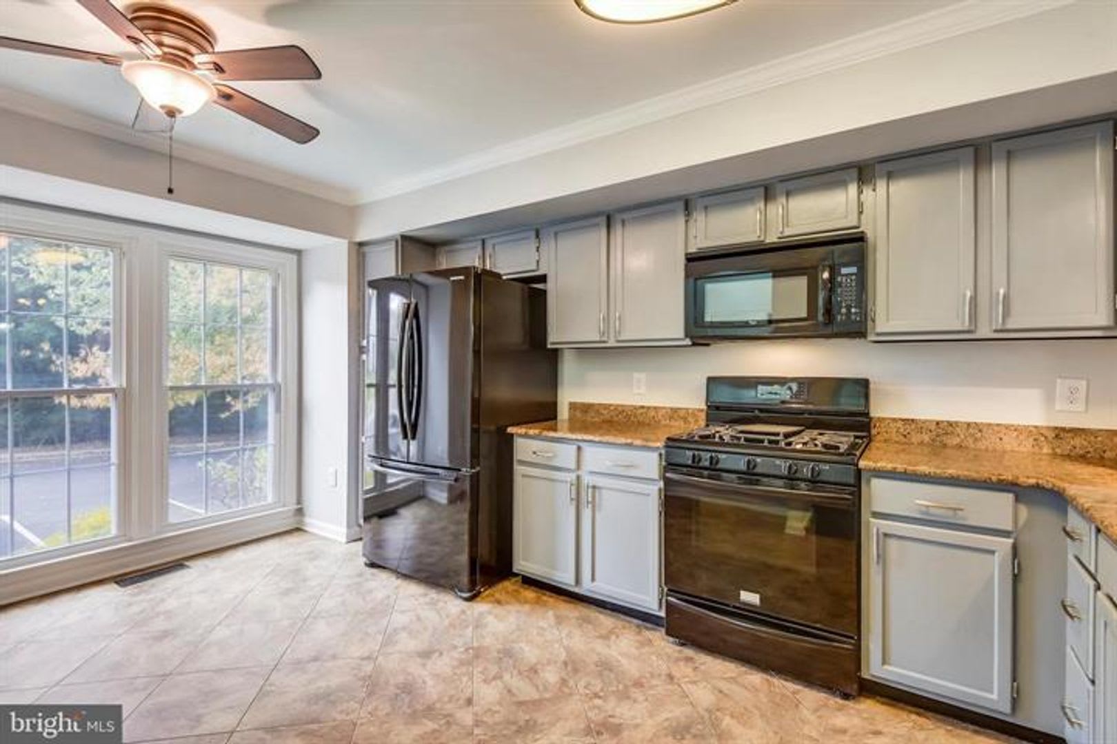 12369 Manchester Way – photo 2