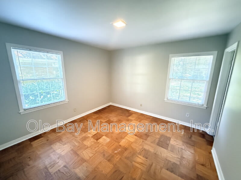 320 Syracuse Street – photo 5