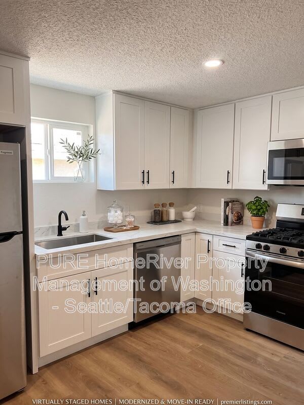 757 S 43rd Street – photo 2