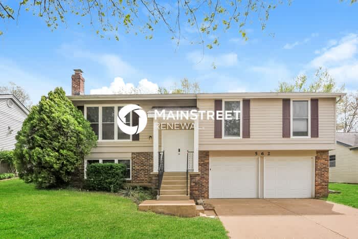 562 Green Forest Drive – photo 1