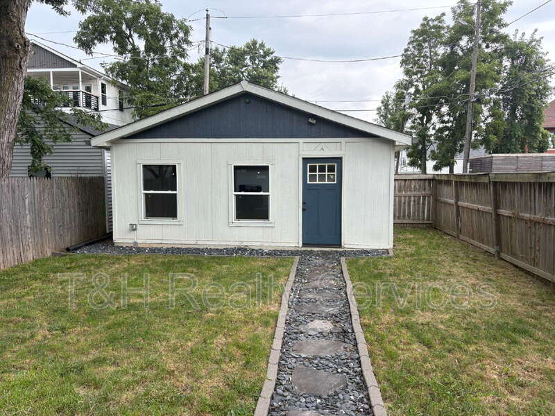 422 Iowa Street – photo 5