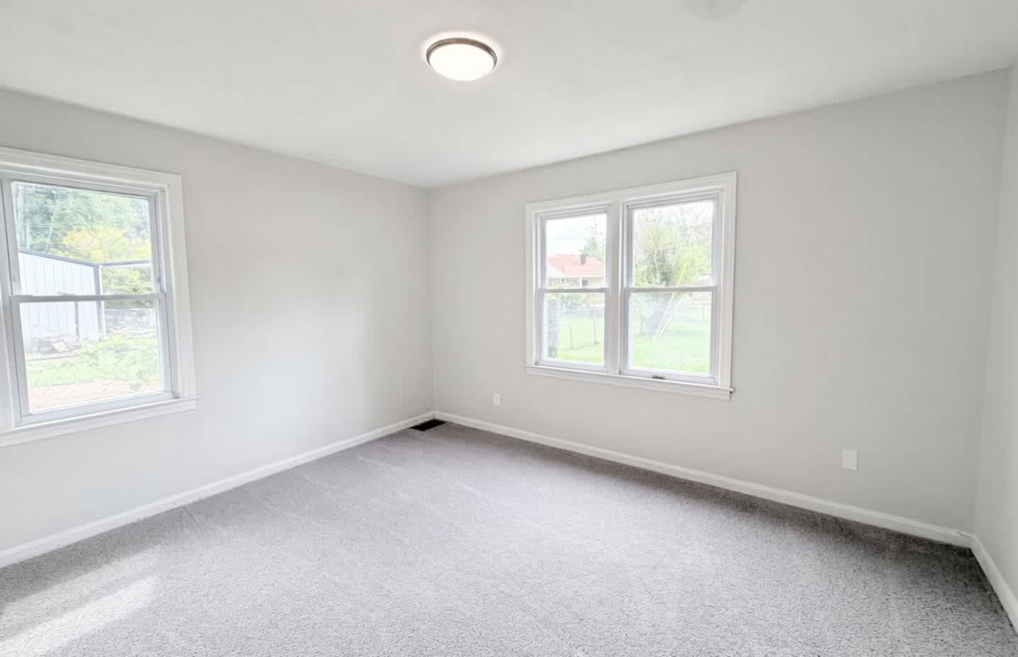 820 Lilly Ln – photo 3