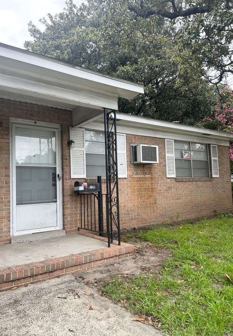 2 Bedroom Duplex Close To Downtown Durham – photo 2