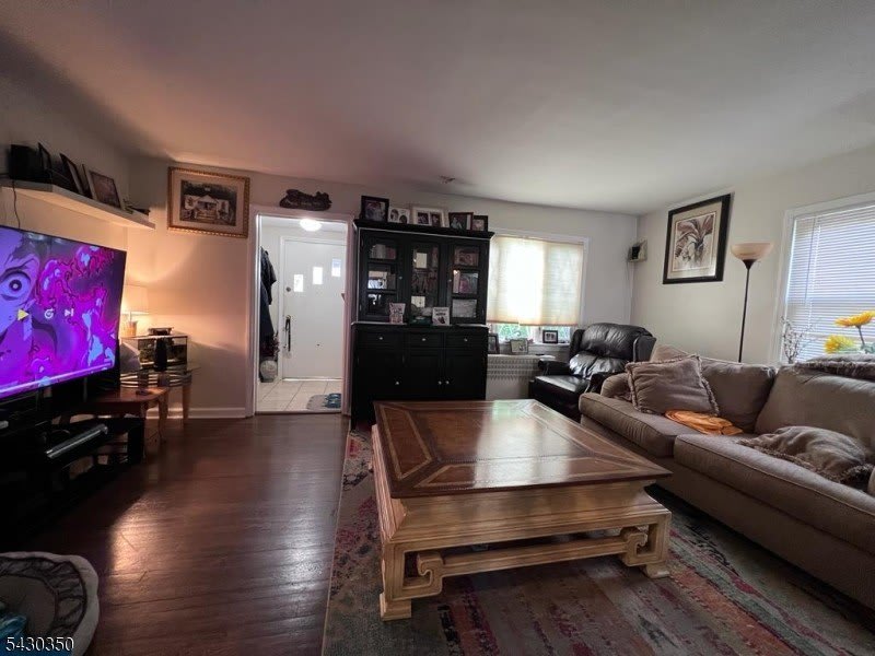 301 W Elm St – photo 5