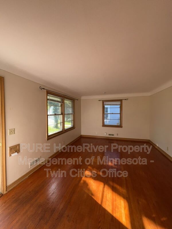 5812 Emerson Ave S – photo 2