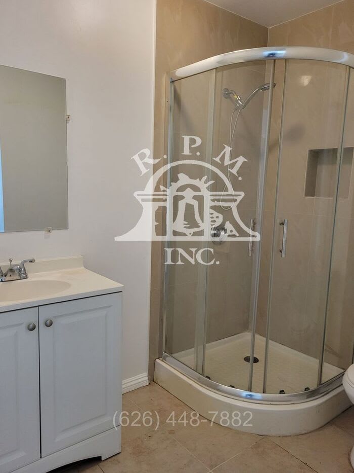 816 South 6th Street – photo 2