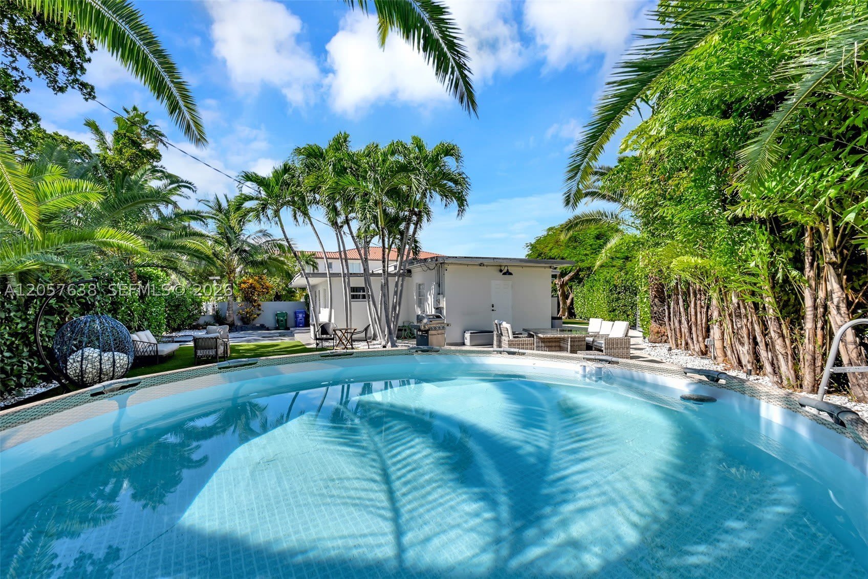 1800 SW 5th Ave – photo 2