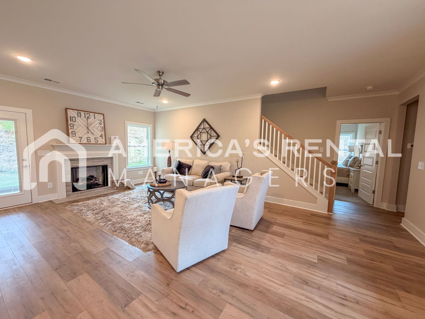 Luxury Meets Convenience: 4 Bed, 3.5 Bath, 3 Car Garage Home in Birmingham! COMING SOON! – photo 5