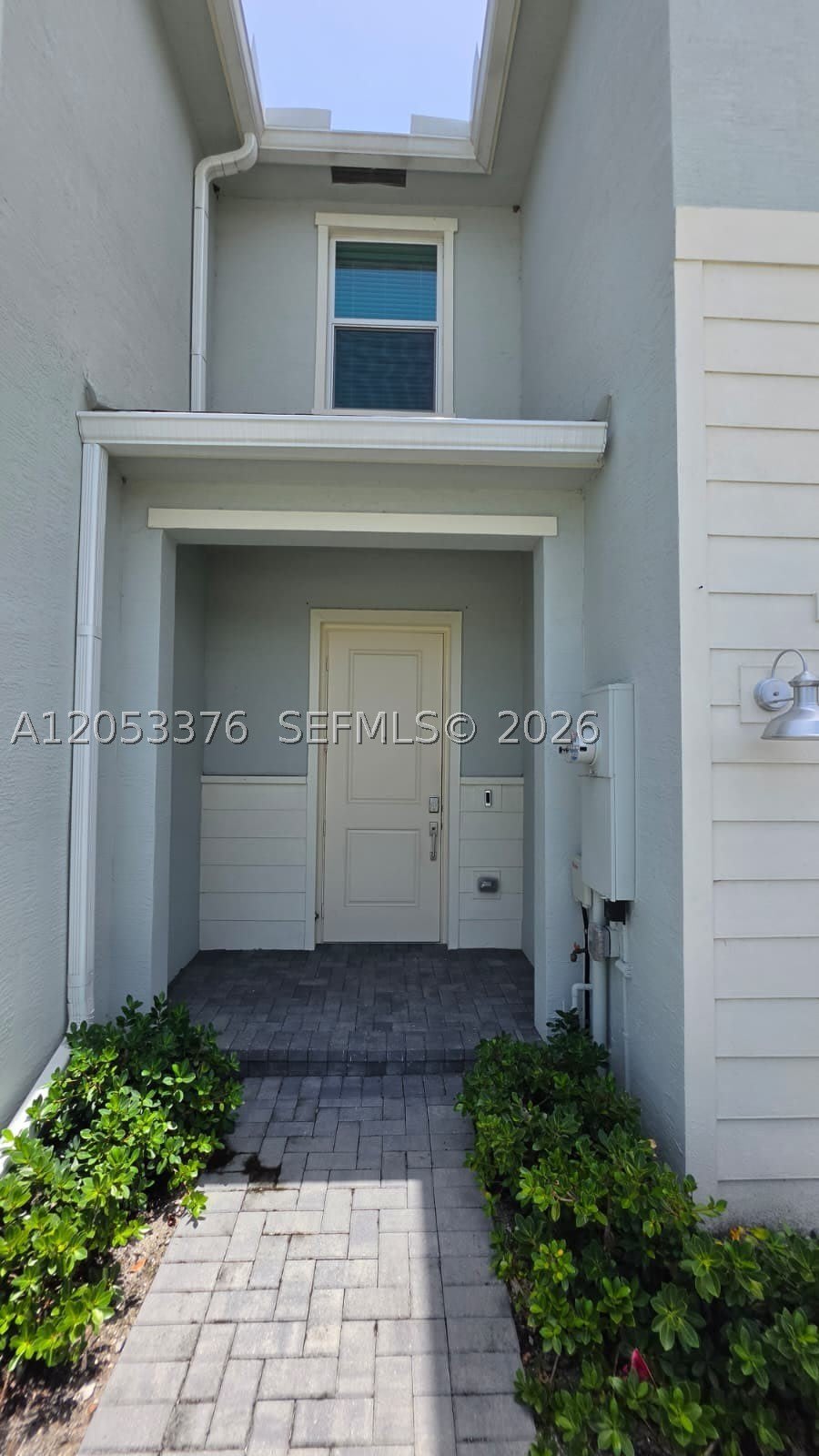 694 SE Lake Falls St – photo 3