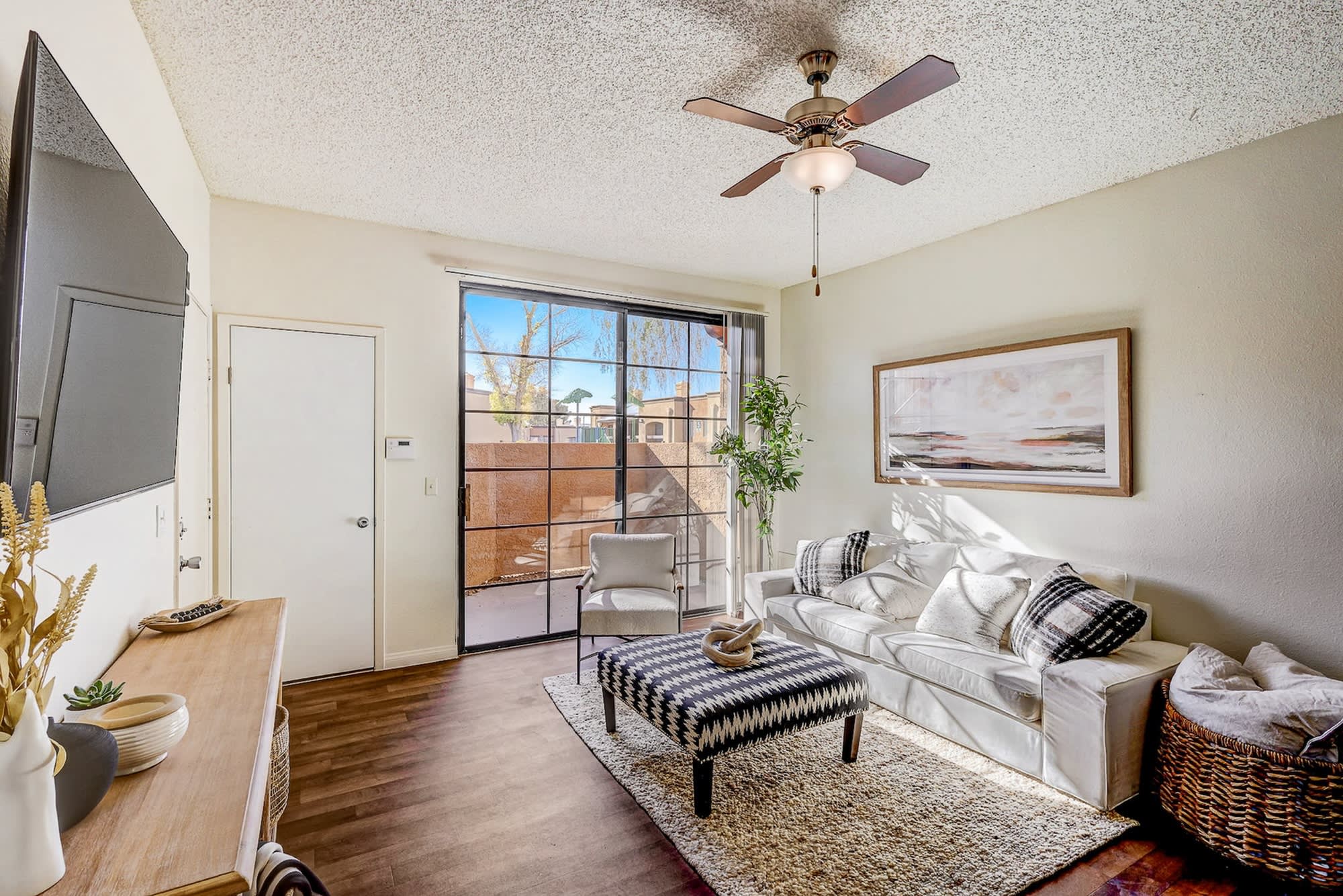 Desert Ridge – photo 1