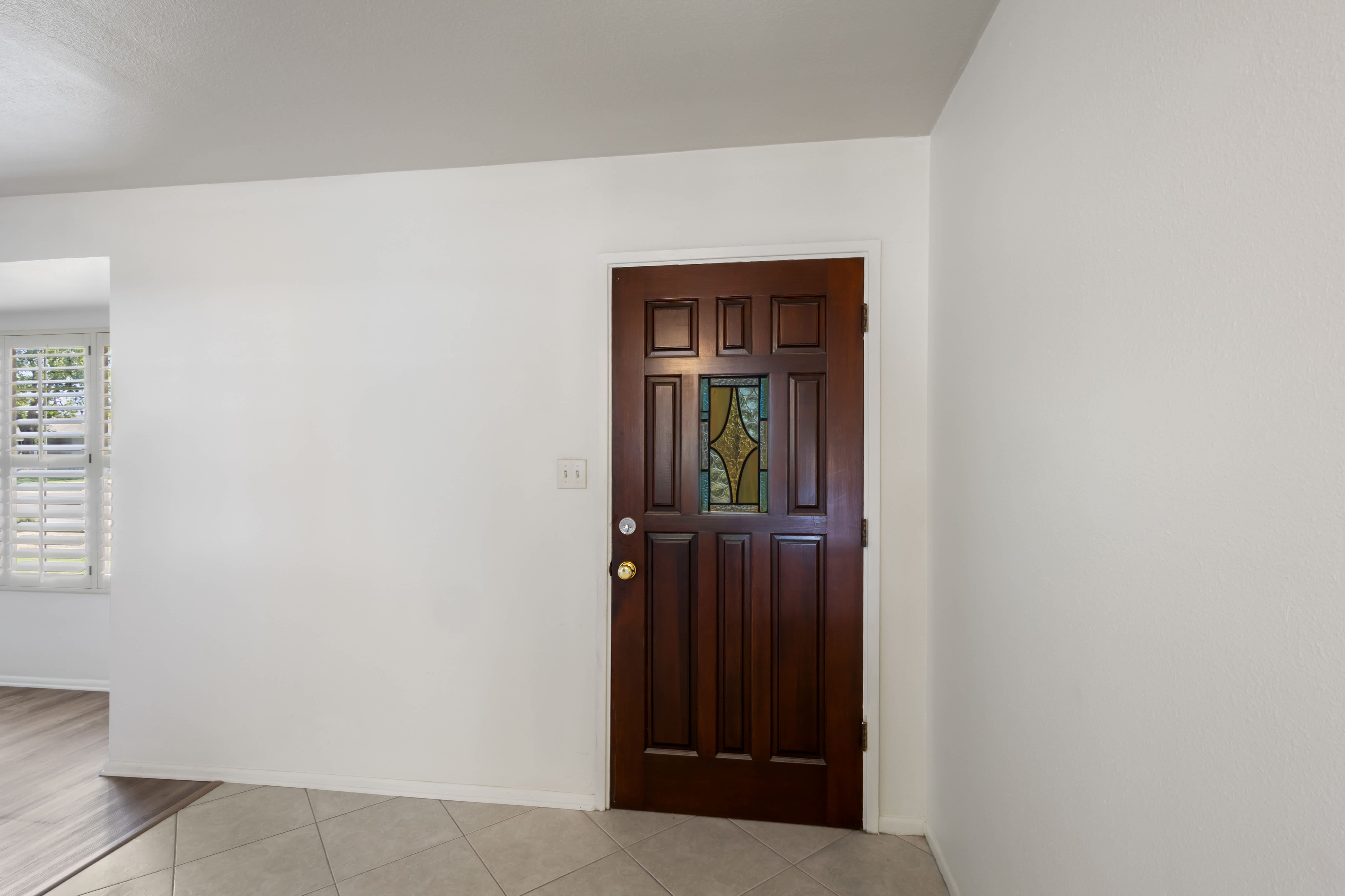 5742 N 12th Pl – photo 3