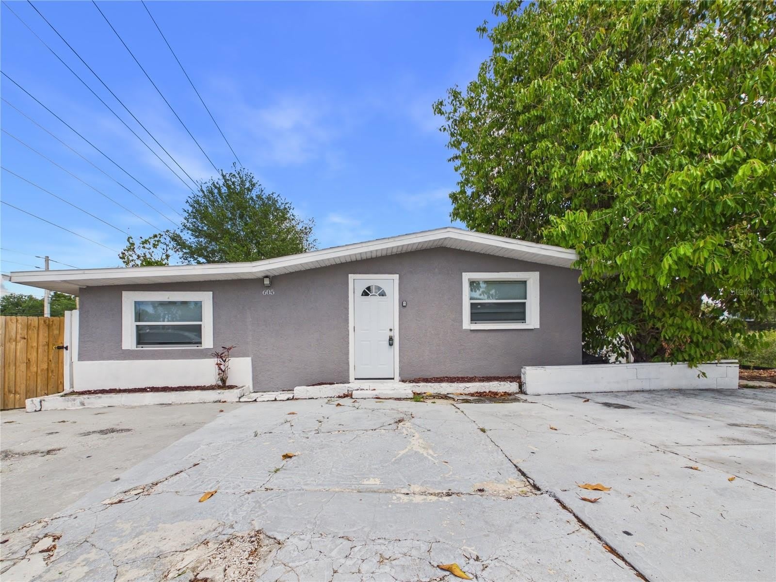 605 S DISSTON Avenue – photo 2